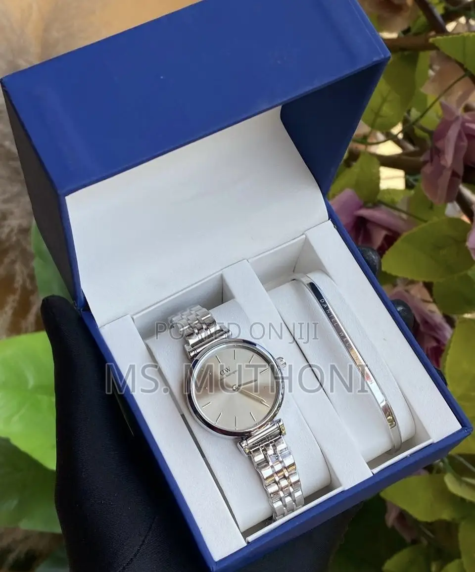 Daniel Wellington Iconic Link Watch X Cuff Bracelet Gift Set for Her