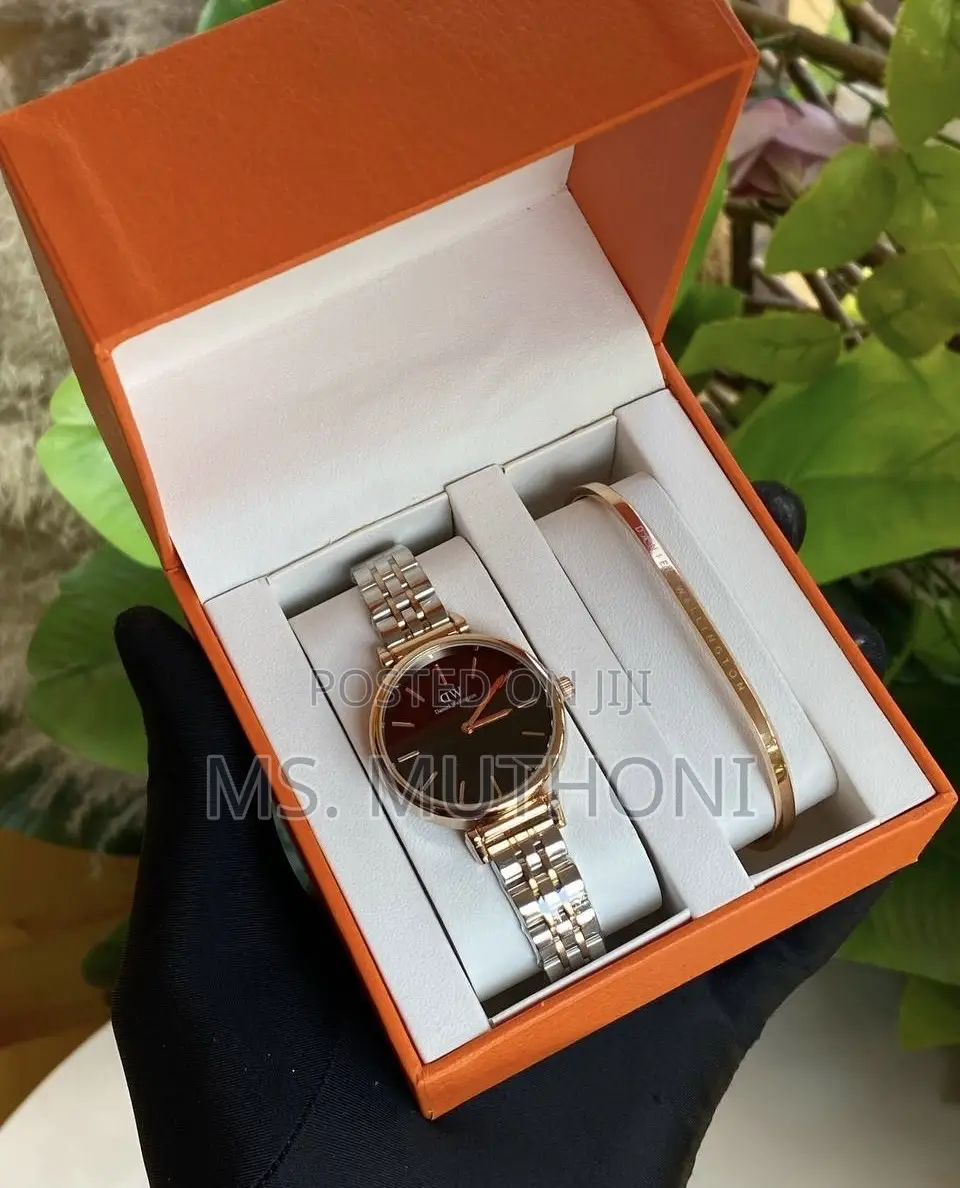 Daniel Wellington Iconic Link Watch X Cuff Bracelet Gift Set for Her