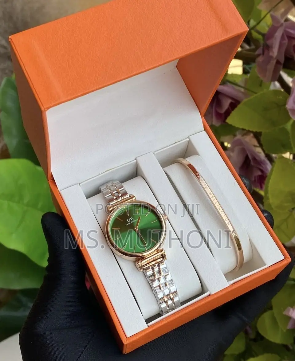 Daniel Wellington Iconic Link Watch X Cuff Bracelet Gift Set for Her