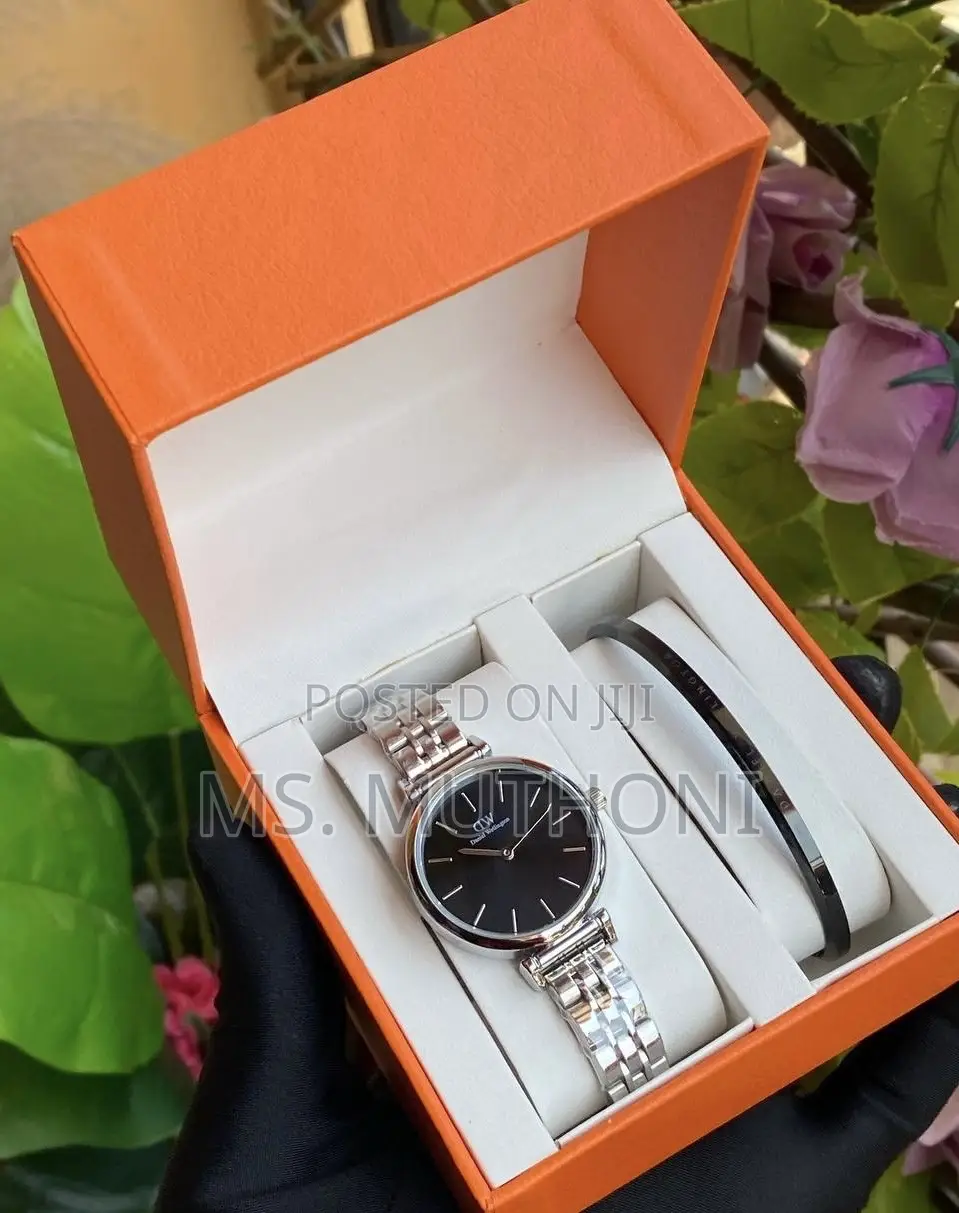 Daniel Wellington Iconic Link Watch X Cuff Bracelet Gift Set for Her