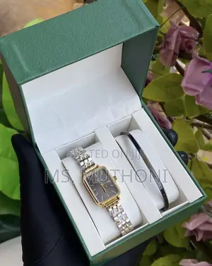 Daniel Wellington Quadro Evergold 5-Link Watch and Bracelet Gift Set