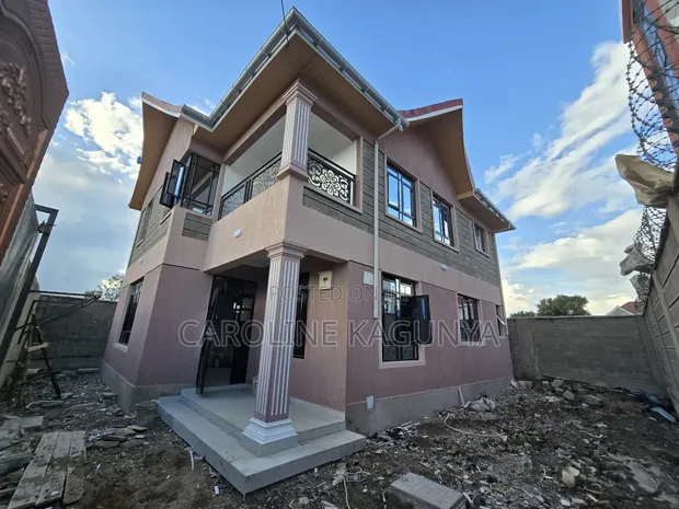 4bdrm Maisonette in Matangi, Kimbo for sale