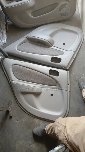 Toyota 110 Manual Door Covers