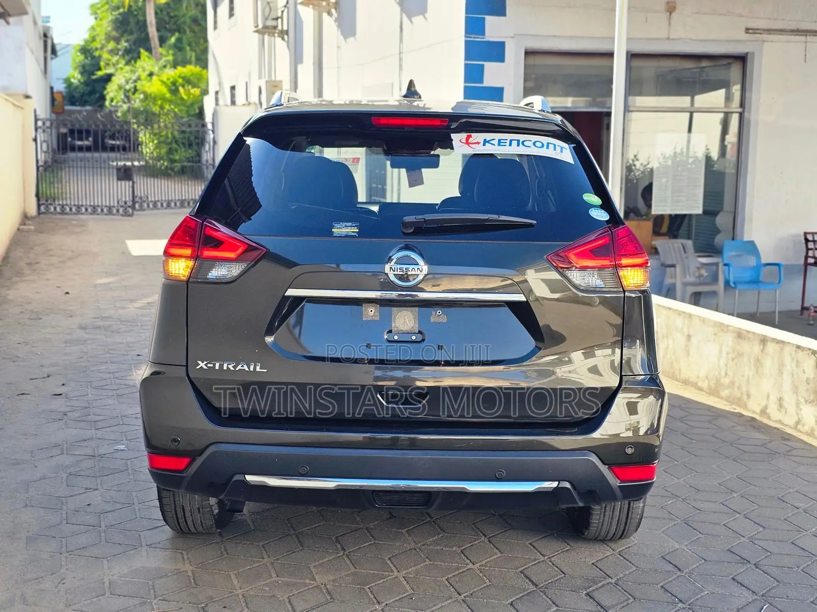 Nissan X-Trail 2.5 Petrol AWD 2018 Green