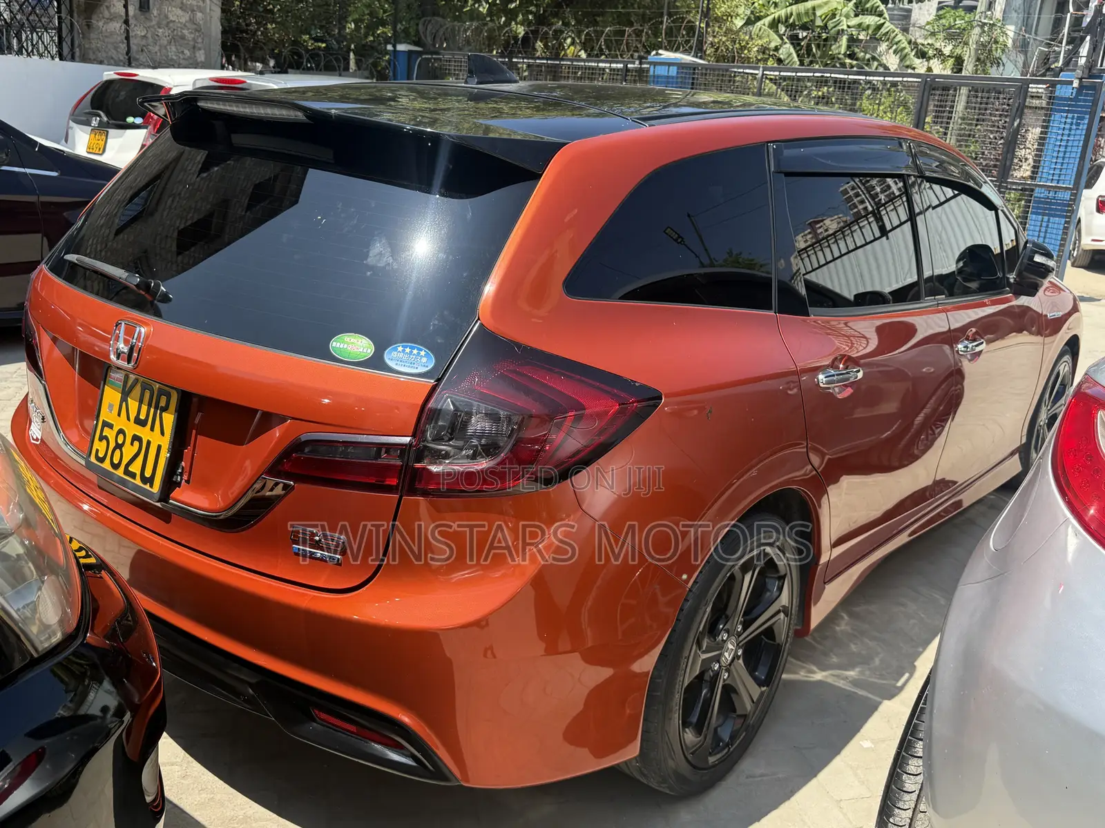 Honda Jade 1.8 Petrol 2017 Orange