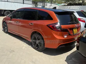 Honda Jade 1.8 Petrol 2017 Orange
