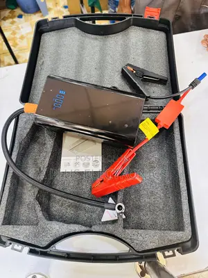 All-in-One Q7 Jumpstarter + Tyre Inflator – 80000mah Battery