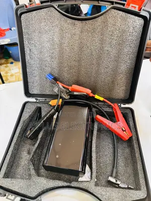Q7 Jumpstarter + Tyre Inflator 80000mah-Save on Emergencies