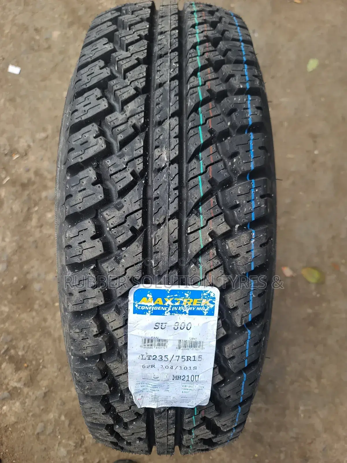LT 235 /75 R15 Maxtrek Tyres Su-800 All-Terrrain