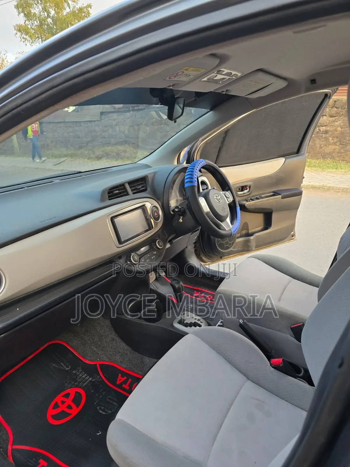 Toyota Vitz 2016 Gray