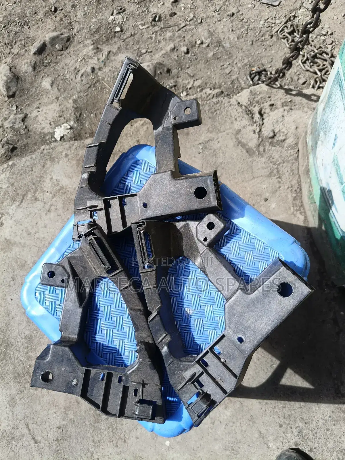 Honda Vezel Headlight Brackets Year 2015