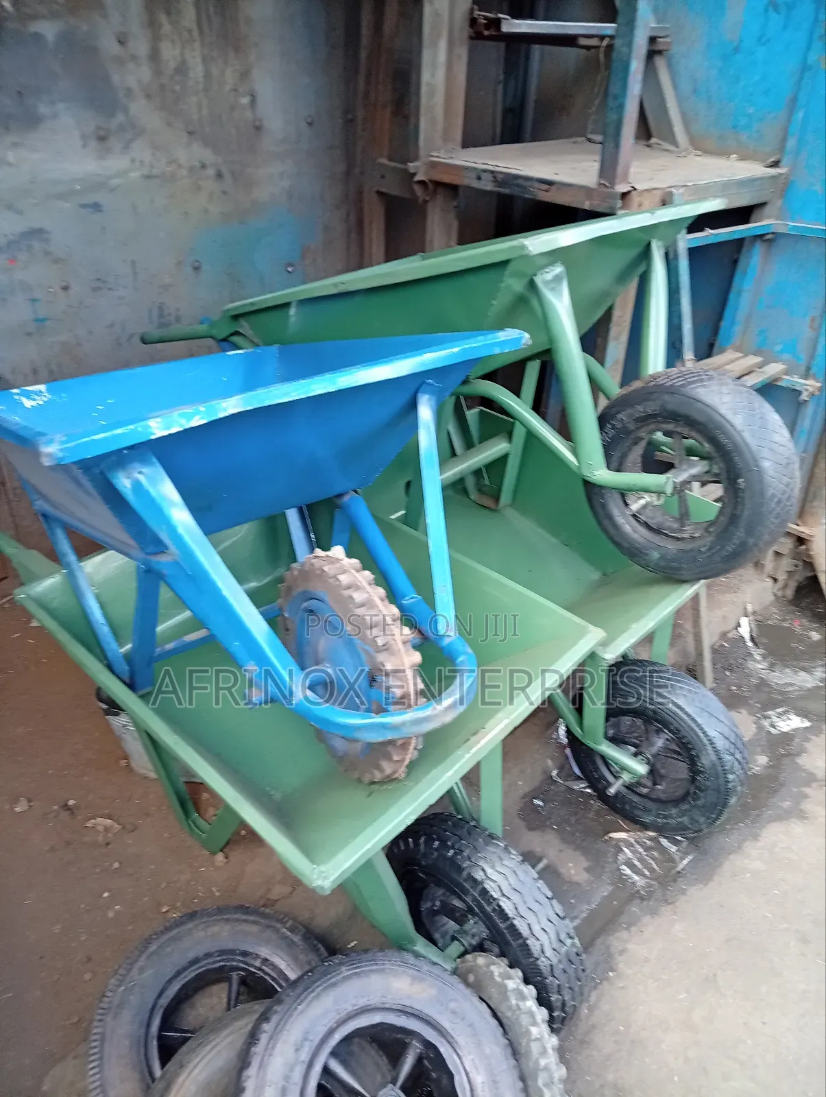 High Quality Wheelbarrow