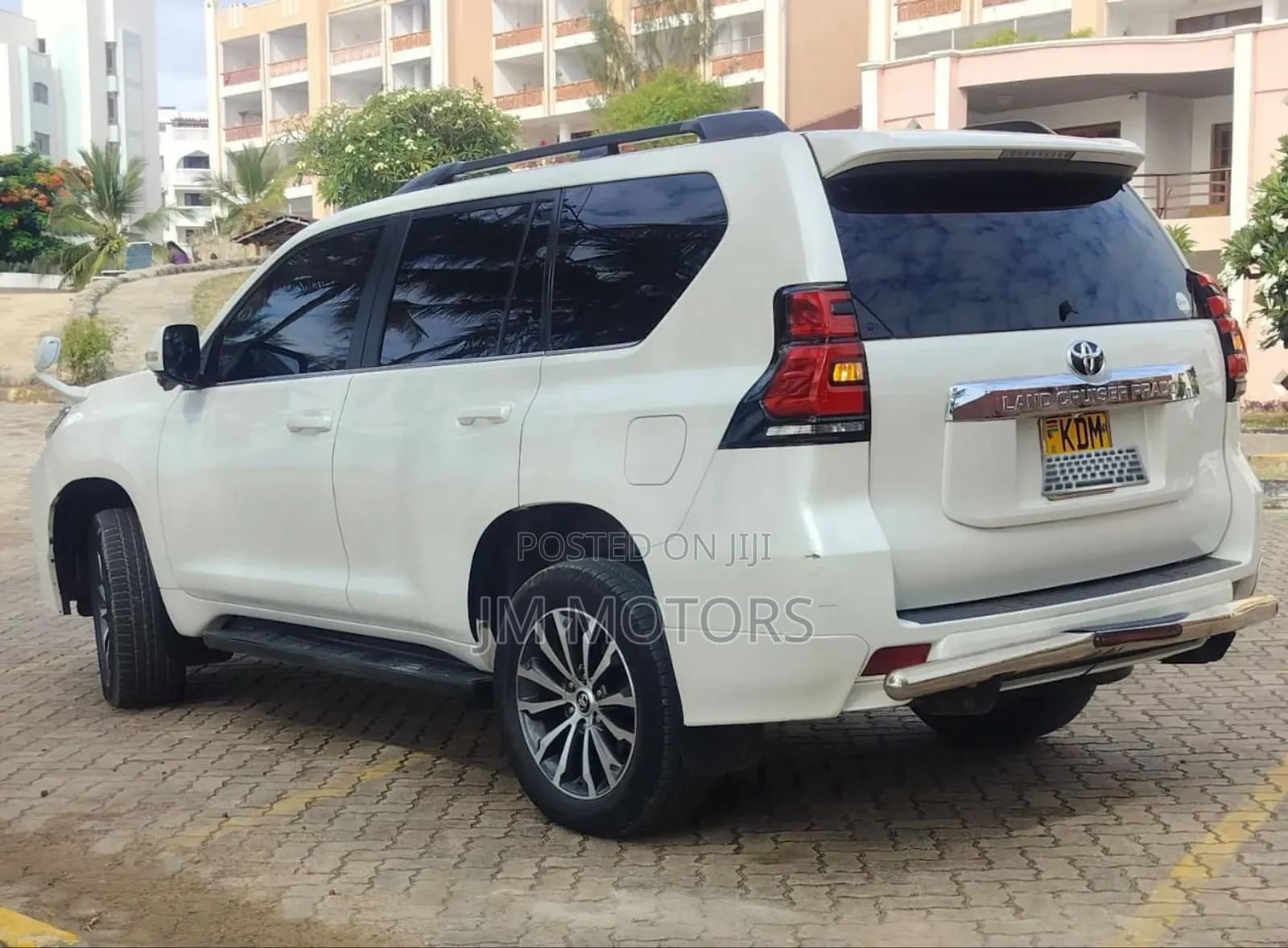 Toyota Land Cruiser Prado 2017 Pearl