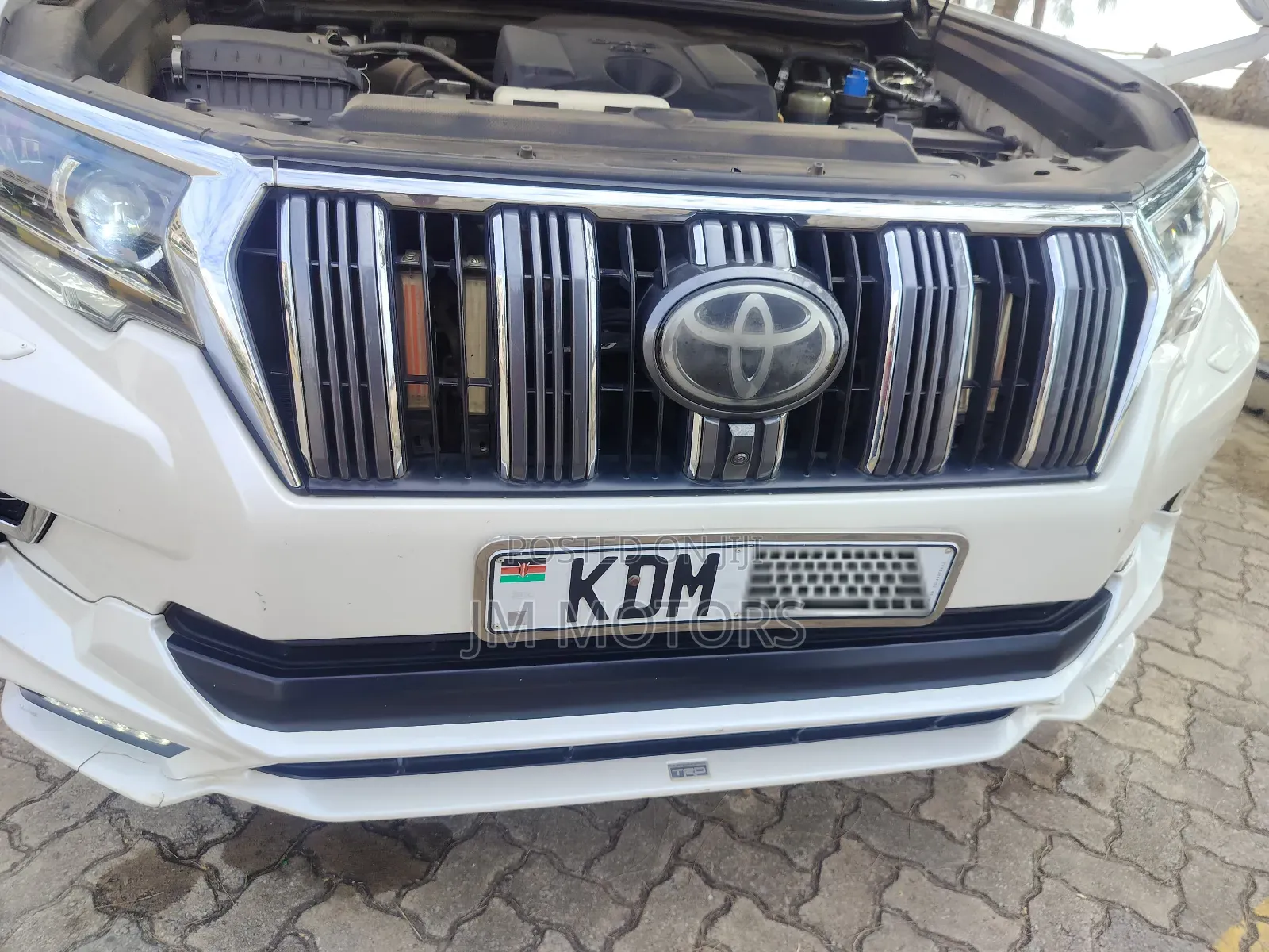 Toyota Land Cruiser Prado 2017 Pearl