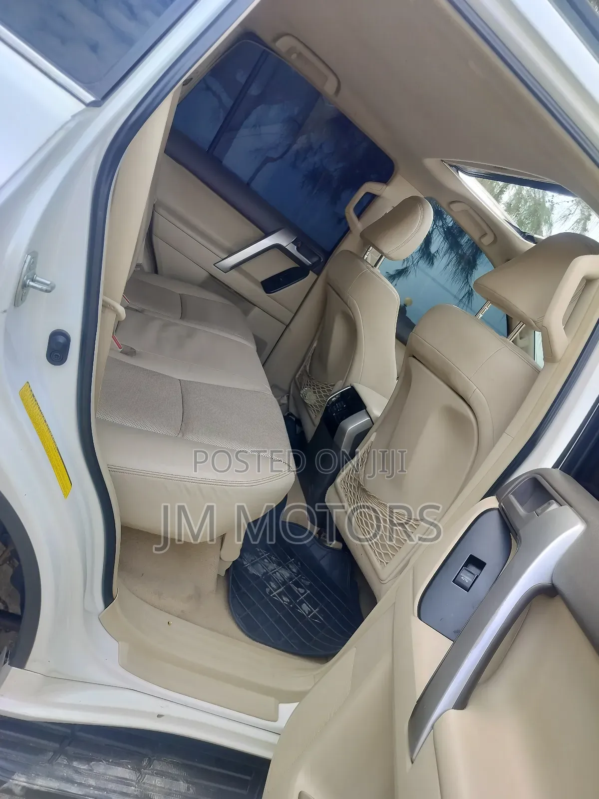 Toyota Land Cruiser Prado 2017 Pearl
