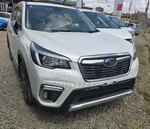 Subaru Forester 2019 White
