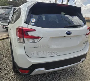 Subaru Forester 2019 White