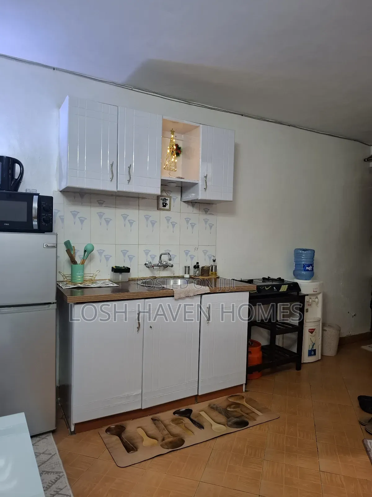 Affordable Clean Spacious Studio BNB in Nairobi Roysambu Kasarani