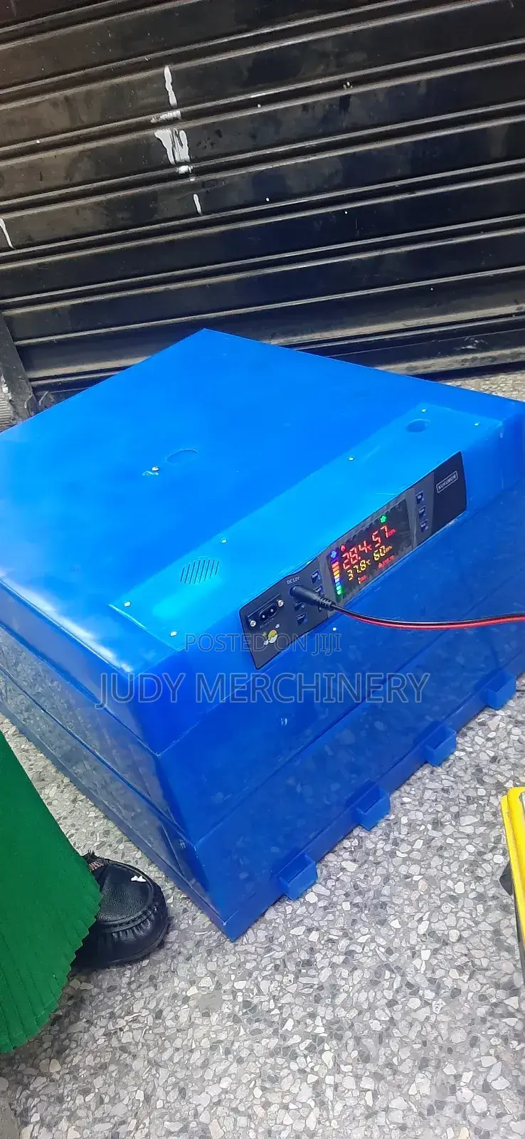 Incubator 128 Eggs