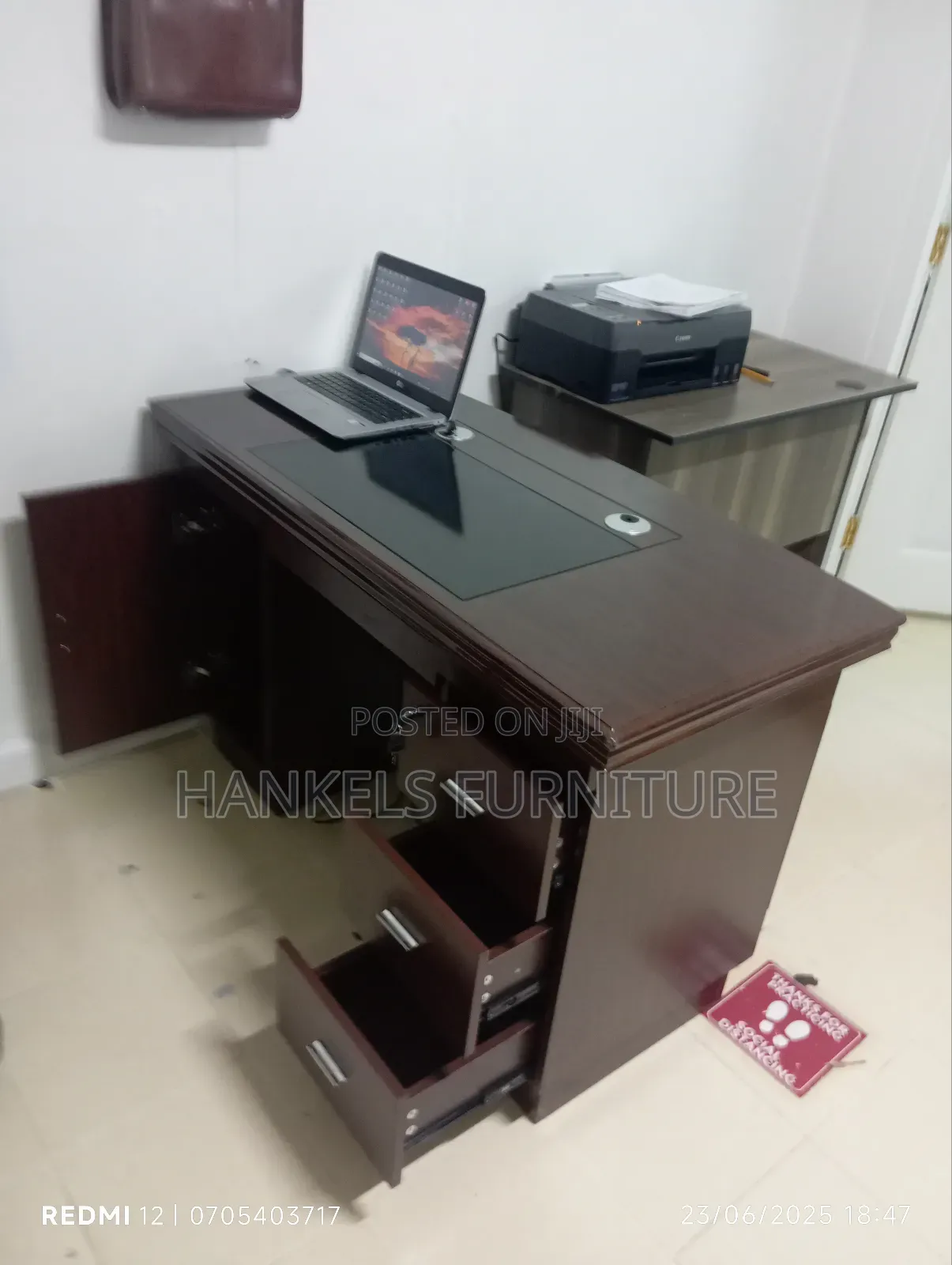 Generic 1.2 M Executive Office Desk