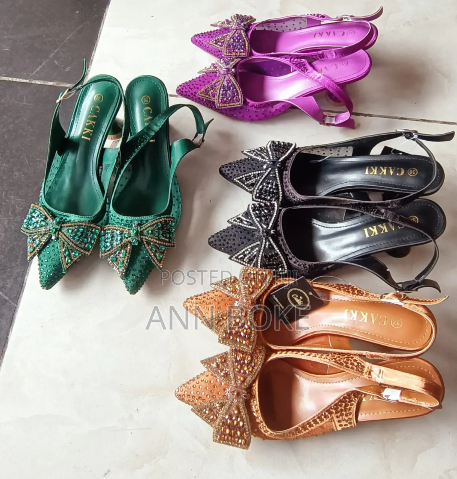 Classy Heels
37-41
 Available