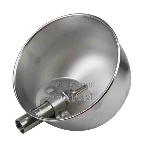 Automatic Pigs Water Drinkers Bowl for Pigs.