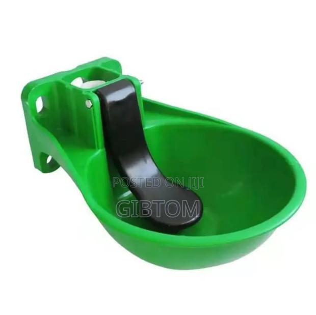 Automatic Water Drinkers for Cattle/Cow.