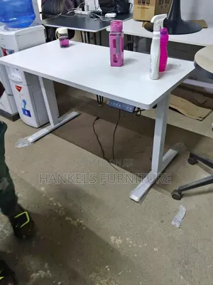 Sleek, Minimalist Electric Desks for Today’S Office