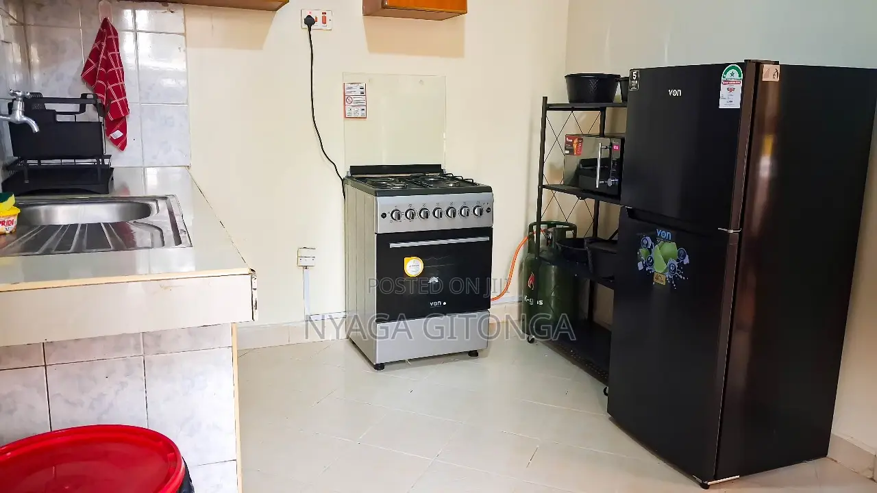 Cozy Airbnb Near SGR and Airport