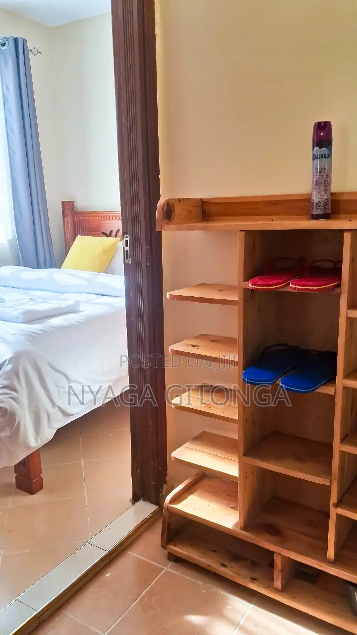Cozy Airbnb Near SGR and Airport