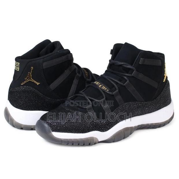 Air Jordan 11 'Heiress Black Stingray'