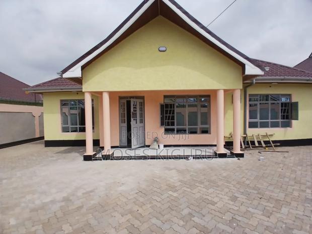 3bdrm Bungalow in Mugutha Estate, Ruiru for rent - thumbnail 2