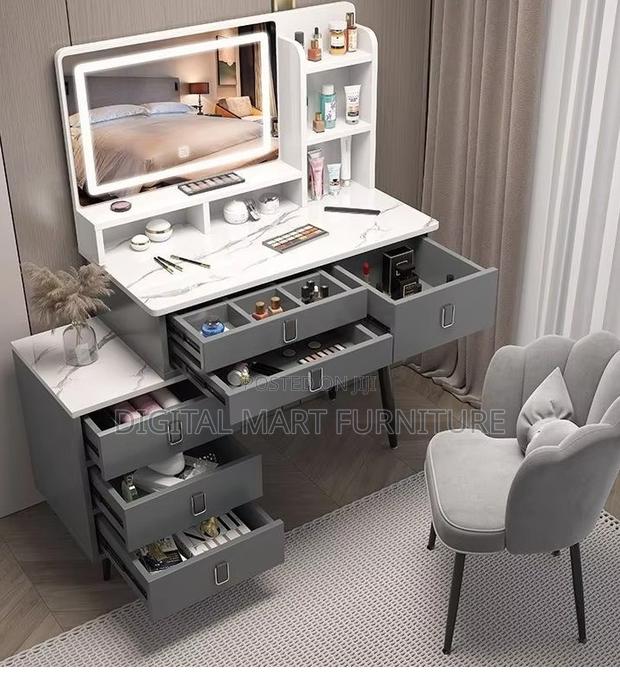Black Modern Dressing Table With Mirror and Storage - thumbnail 10