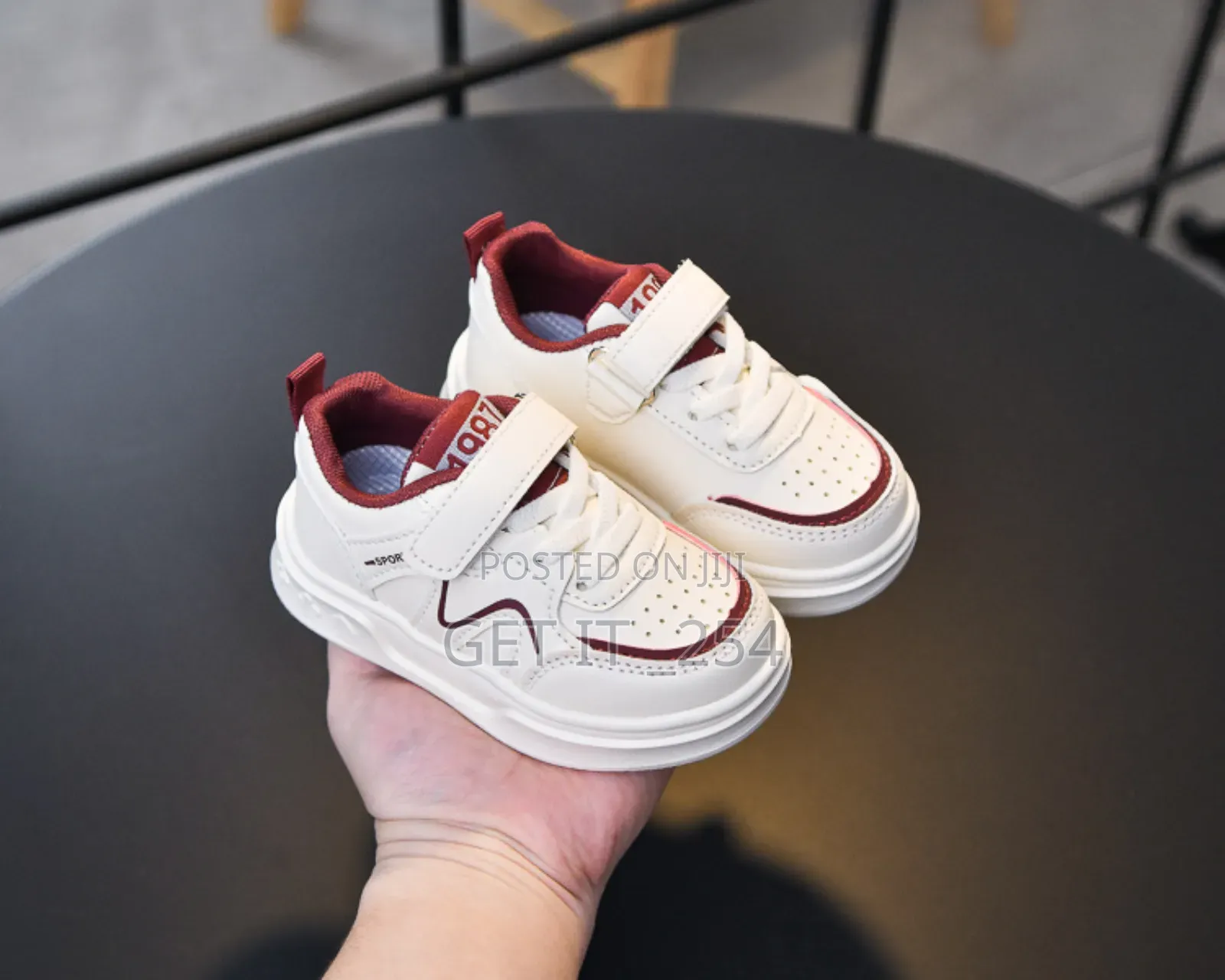 *Kids  Sneakers* 
*Sizes 22,23,24,25,26,27,28,29,30,31*