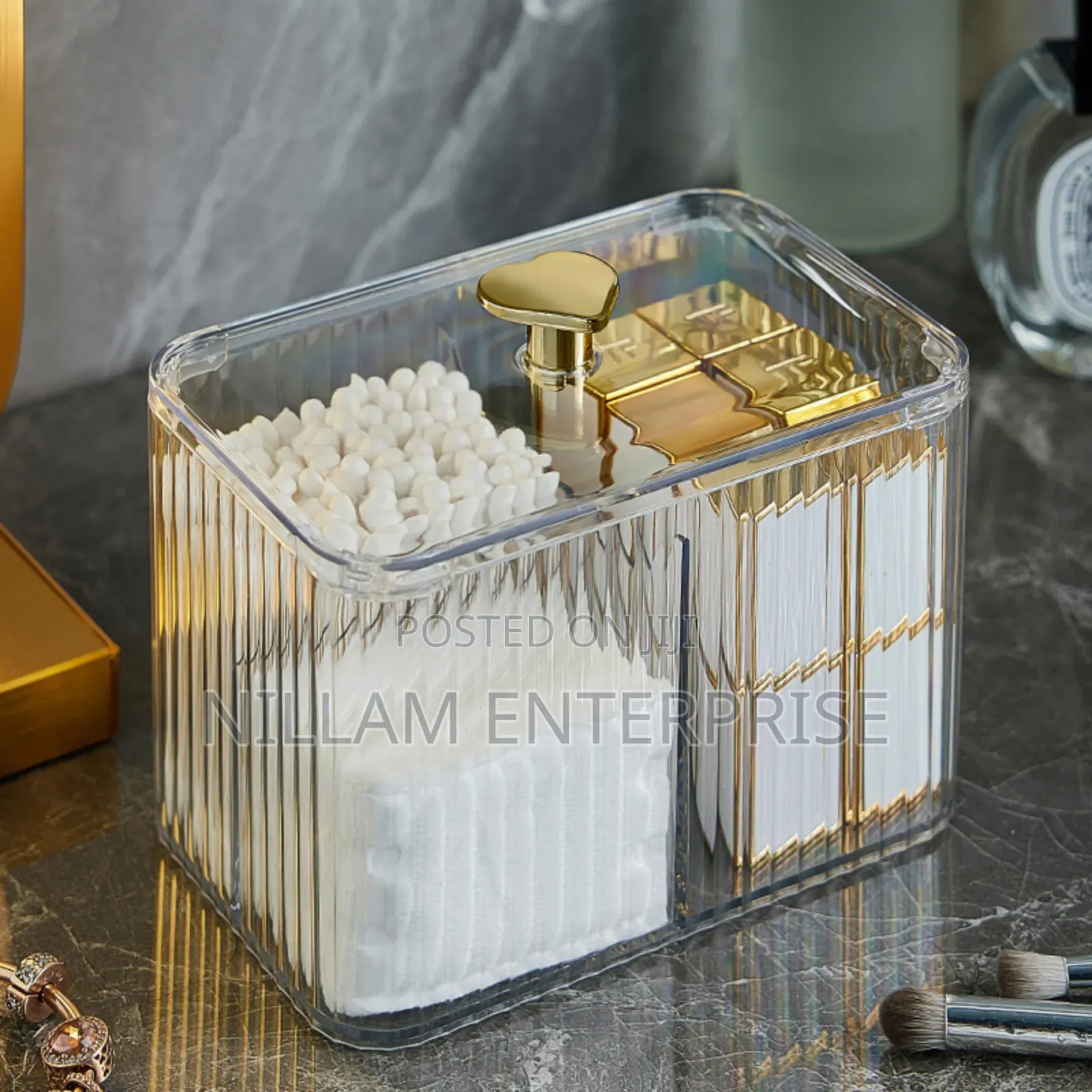 *3-Compartment Clear Acrylic Earbud/Multipurpose Organizer*