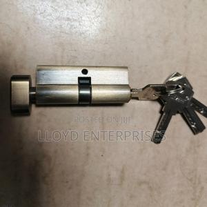 Moment Bathroom Lock Cylinder - thumbnail 2