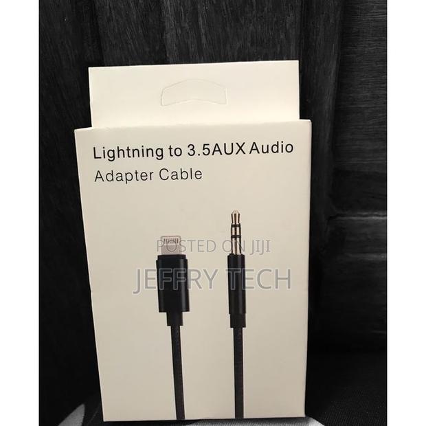 Lightning to Aux Adapter for iPhone - main view