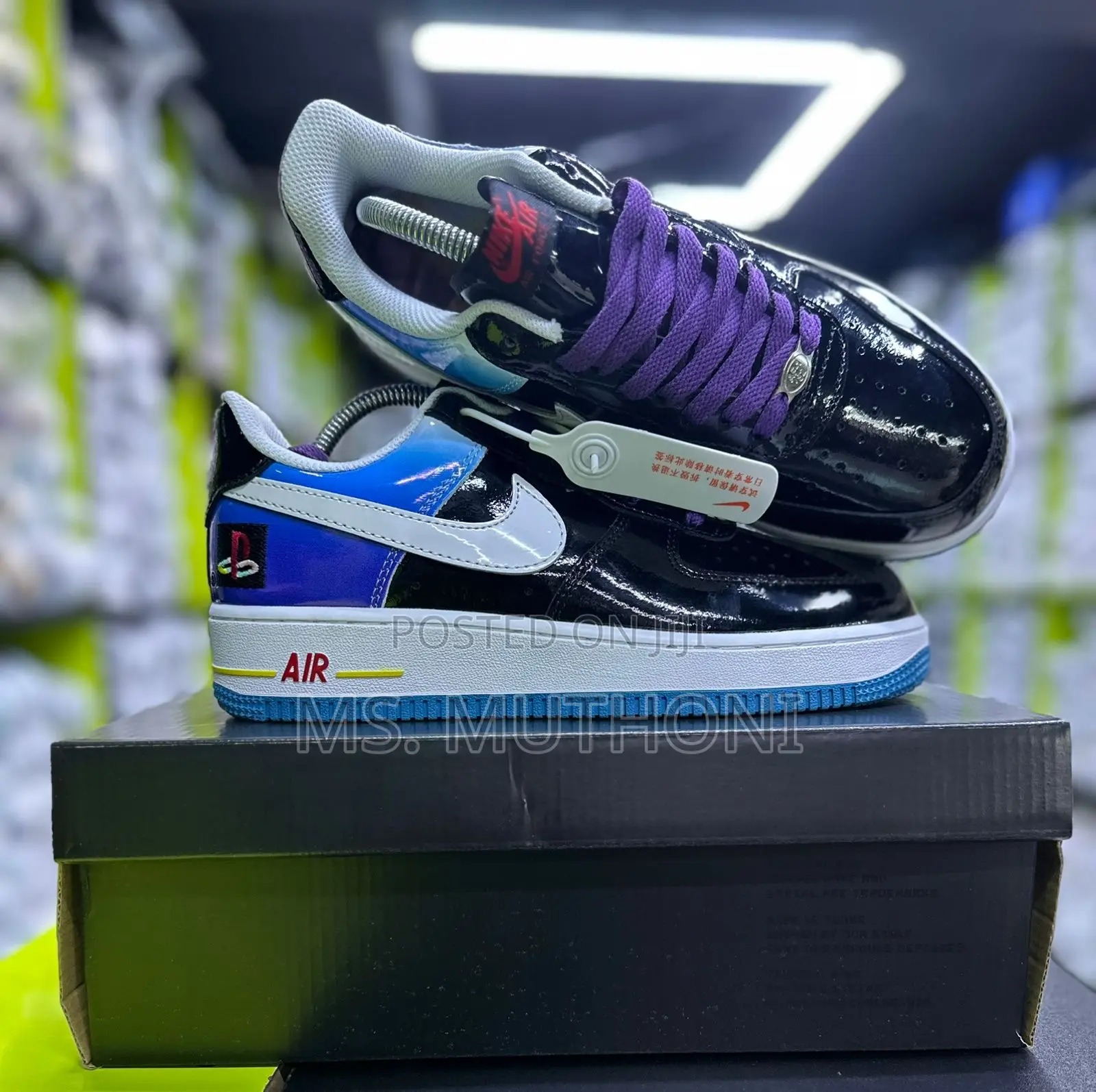 Nike Air Force 1 Low ' '18 Qs Sneaker in Black, Varsity Royal White