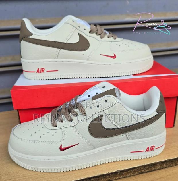 Brand New Nike Air Force 1 Sneakers - Unisex