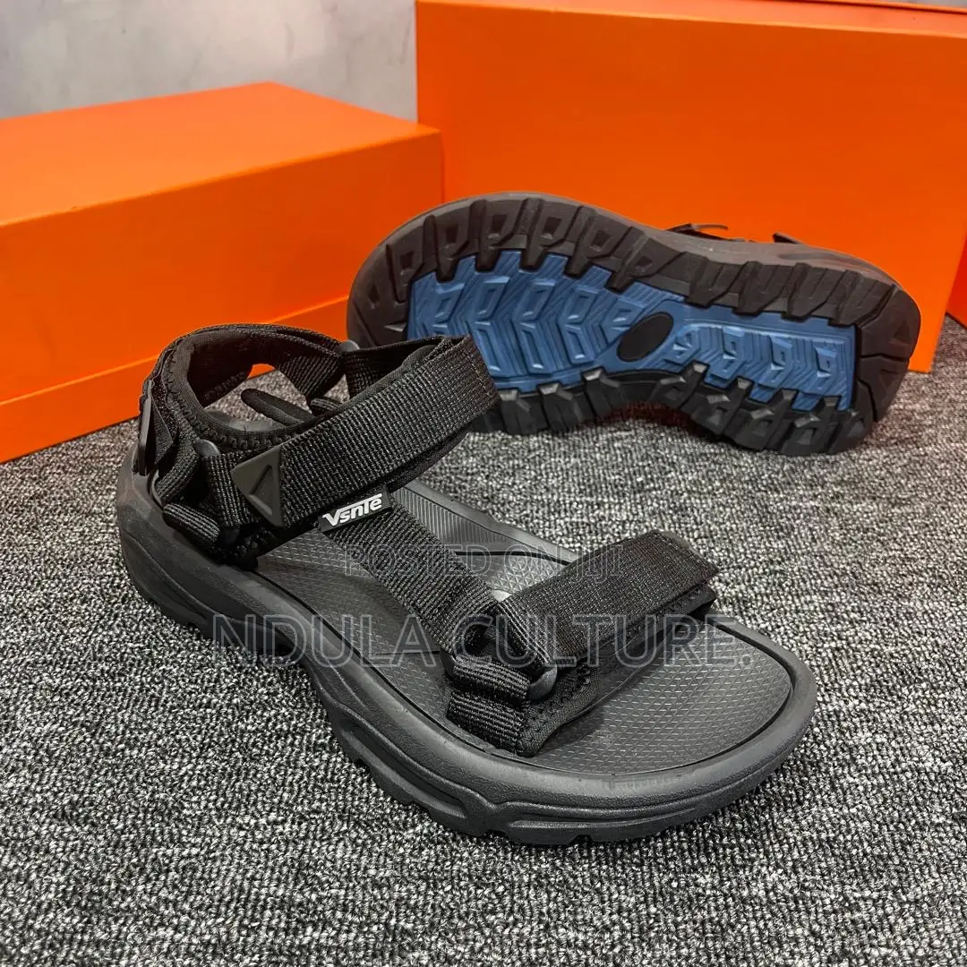 Teva Sandals/ Open/