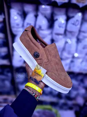 Wanwest Casuals
