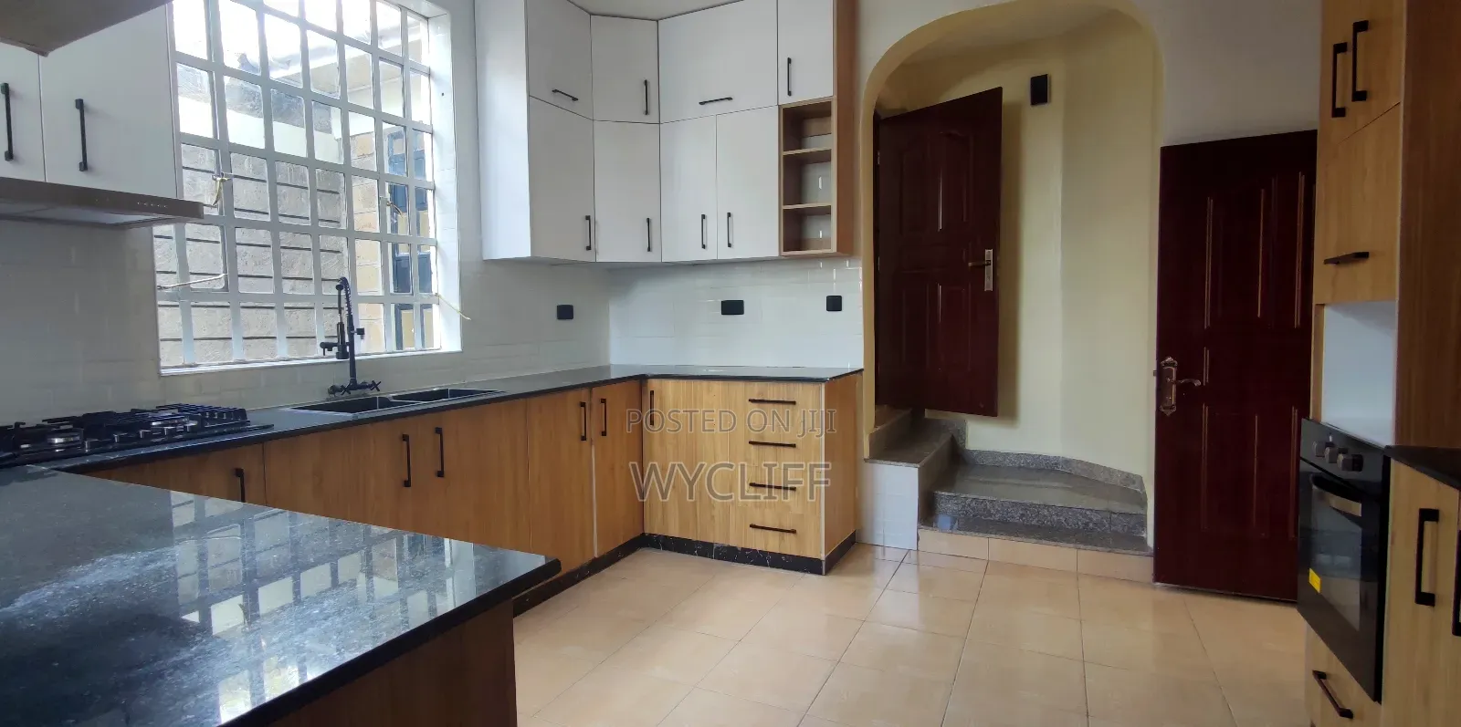 4bdrm Mansion in Kiserian for sale