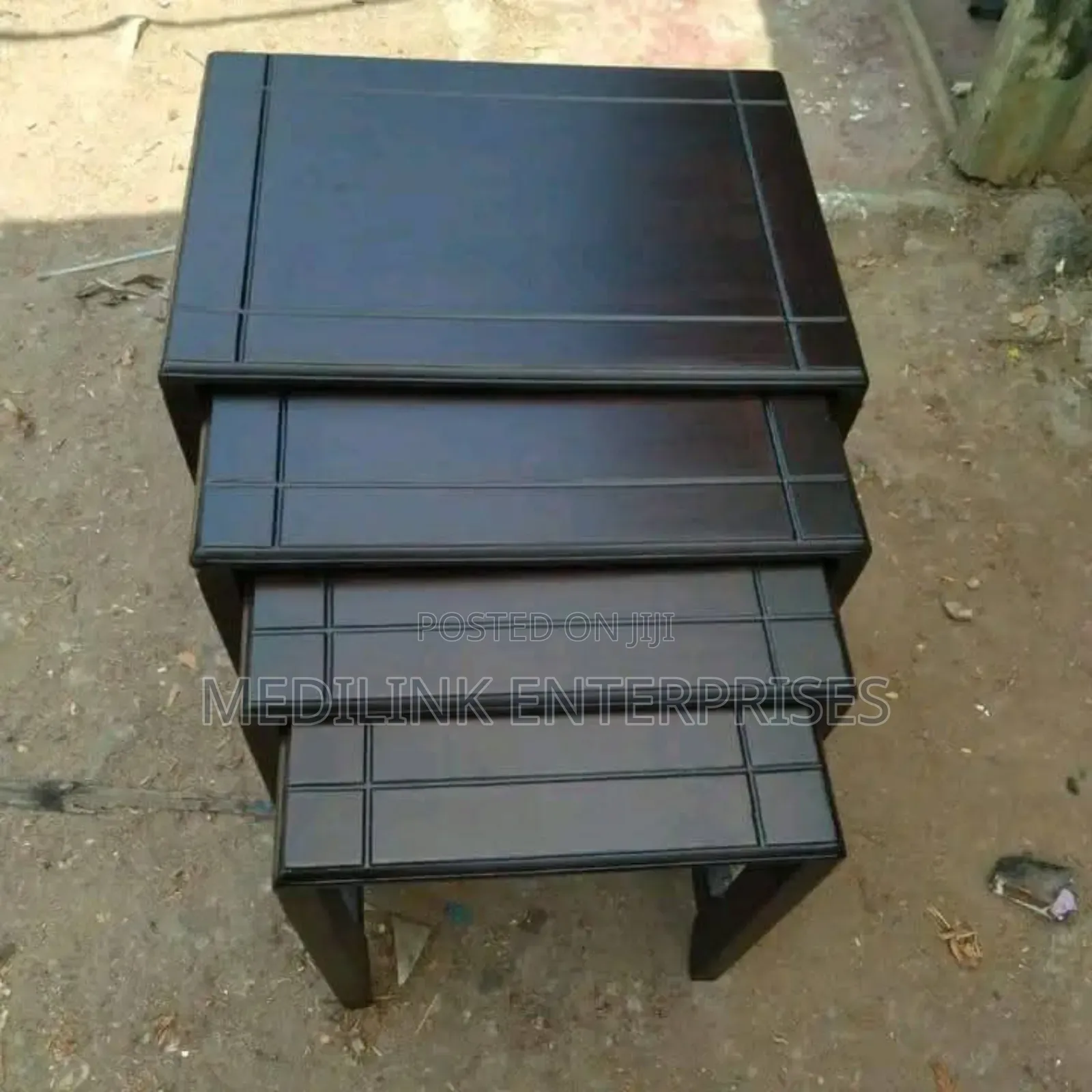 Solid Design Nestle of Stool
