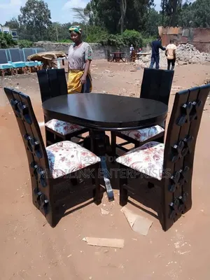 Beil Walnut 4-Seater Dinning Table Set