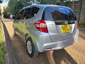 Honda Fit 2011 Silver