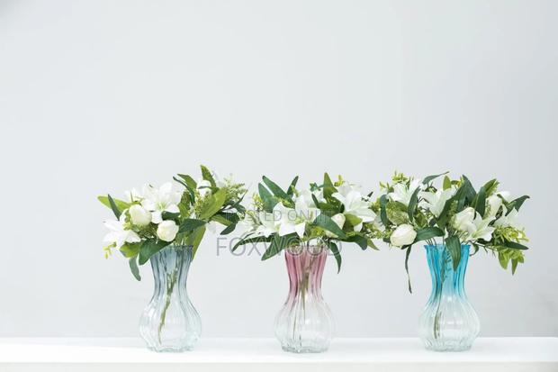 20cm High 800ml Flower Vase - thumbnail 3
