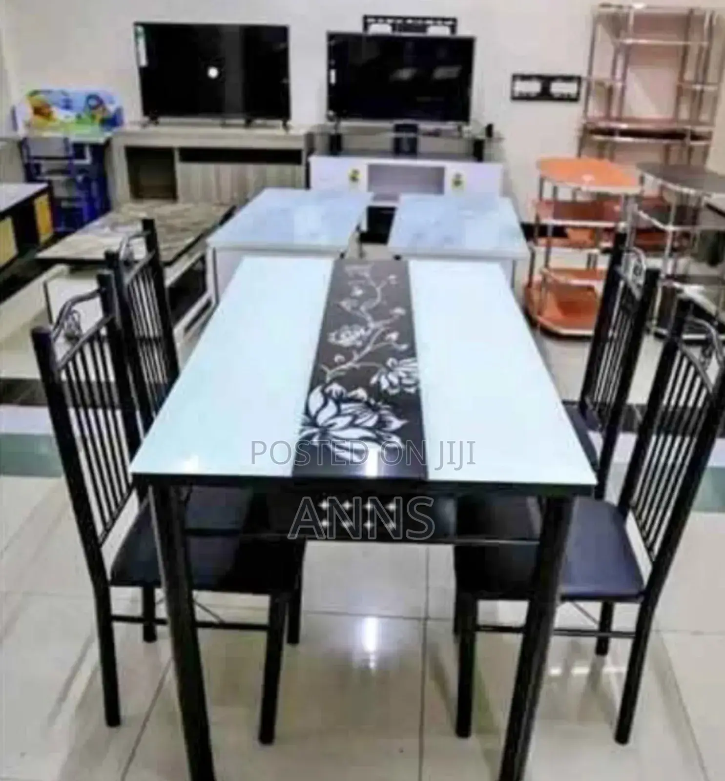 New Arrivals Dinning Table 4 Seater