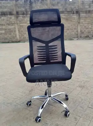 Black Office Chair With Headrest