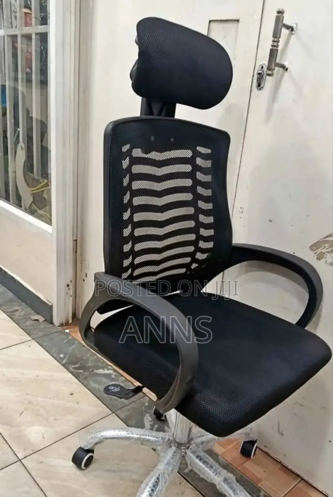 Comfy Office Chair With Headrest