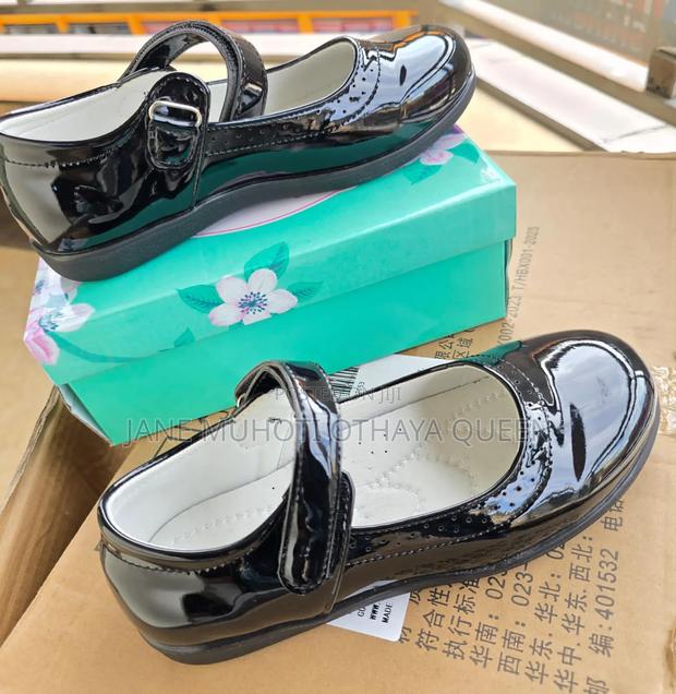 *Girls High-Quality Black Wipe - thumbnail 3